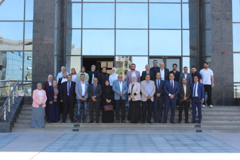 فعاليات الامتحانات الشفهية لقسم الاستعاضة الصناعية بمشاركة نخبة من أساتذة الجامعات المصرية